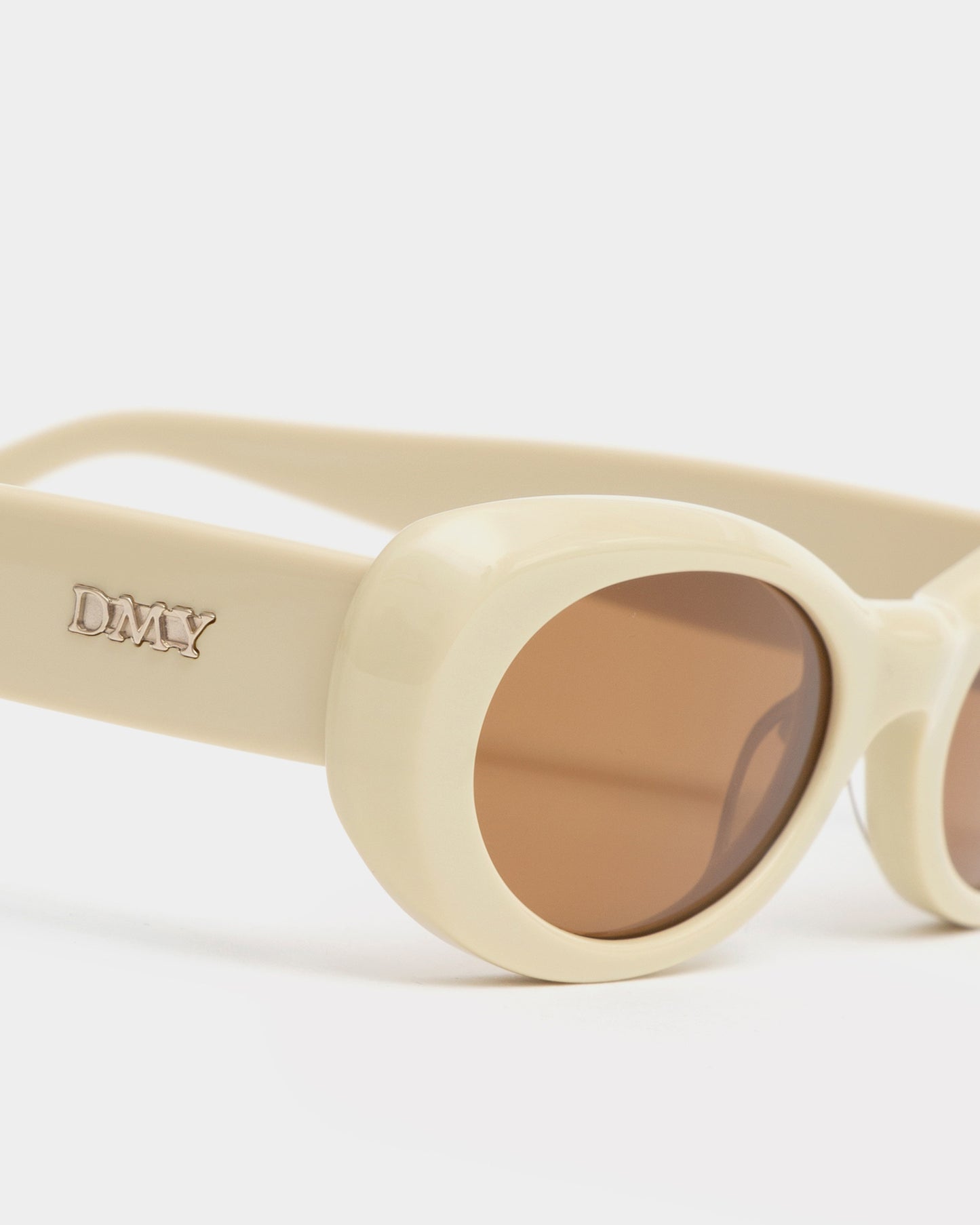 Naomi Ivory Sunglasses